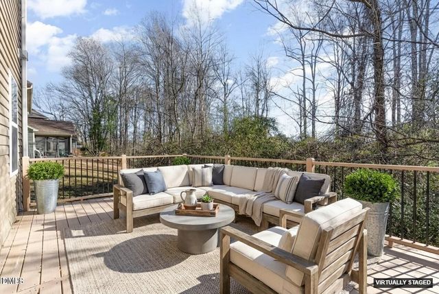 240 E Quailwood Drive, Fuquay Varina, NC 27526