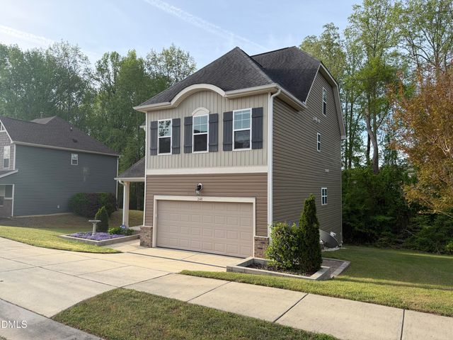 240 E Quailwood Drive, Fuquay Varina, NC 27526