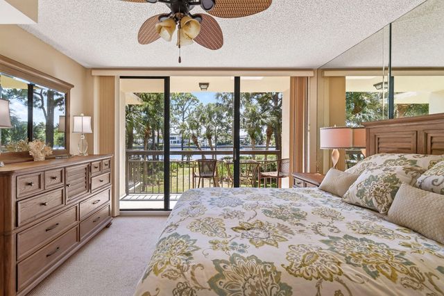 2101 Marina Isle Way 202, Jupiter, FL 33477