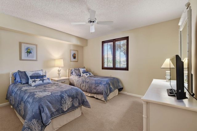 2101 Marina Isle Way 202, Jupiter, FL 33477