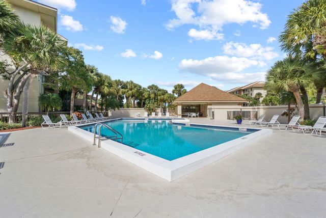 2101 Marina Isle Way 202, Jupiter, FL 33477