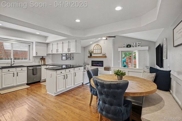 13827 Willow Court, Sterling Heights, MI 48313