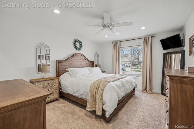 13827 Willow Court, Sterling Heights, MI 48313