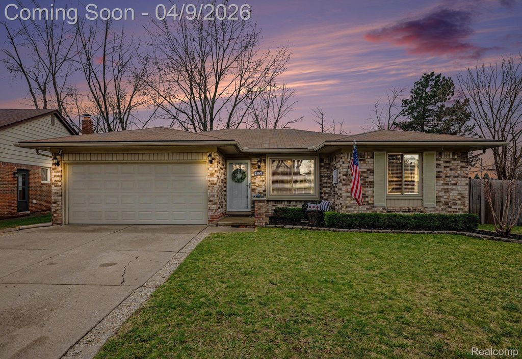 13827 Willow Court, Sterling Heights, MI 48313