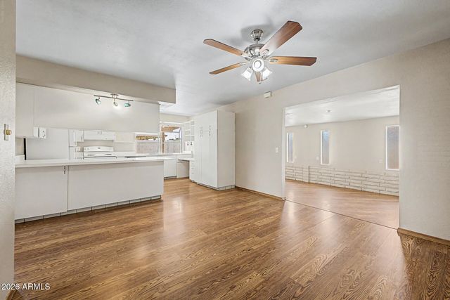 8934 N 55TH Drive, Glendale, AZ 85302