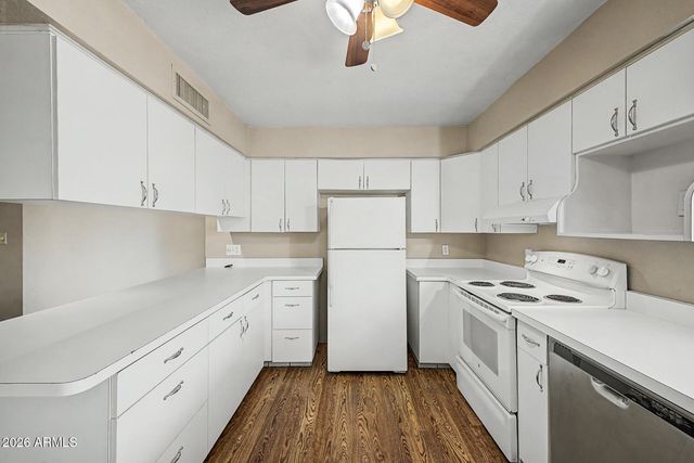 8934 N 55TH Drive, Glendale, AZ 85302