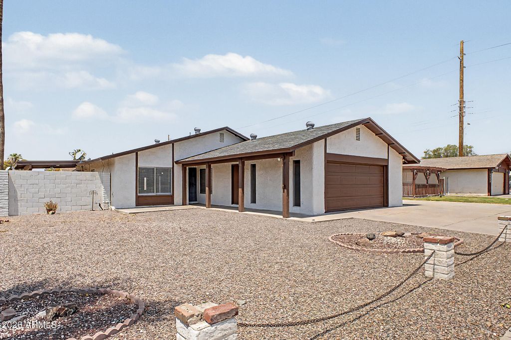 8934 N 55TH Drive, Glendale, AZ 85302 — photo 4