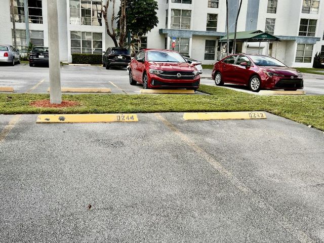 17570 Atlantic Blvd 416, Sunny Isles Beach, FL 33160