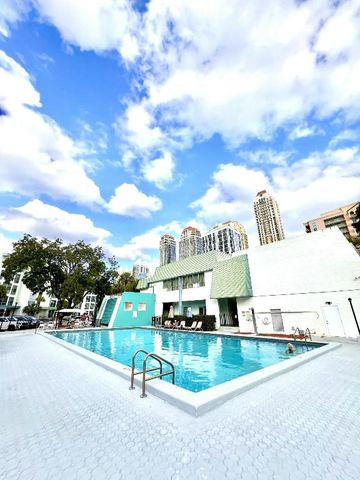 17570 Atlantic Blvd 416, Sunny Isles Beach, FL 33160