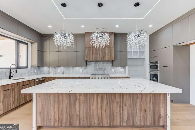 816 Riverside Road, Sugar Hill, GA 30518