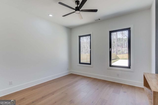 816 Riverside Road, Sugar Hill, GA 30518