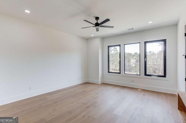 816 Riverside Road, Sugar Hill, GA 30518