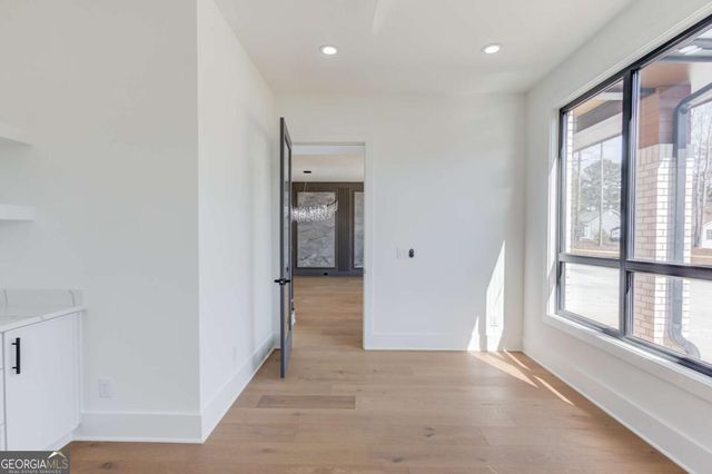 816 Riverside Road, Sugar Hill, GA 30518