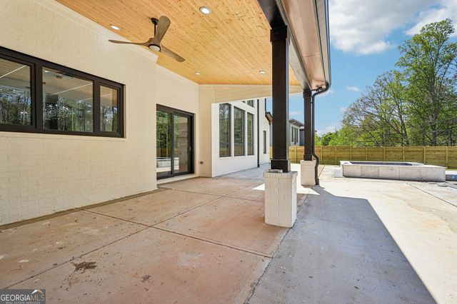 816 Riverside Road, Sugar Hill, GA 30518