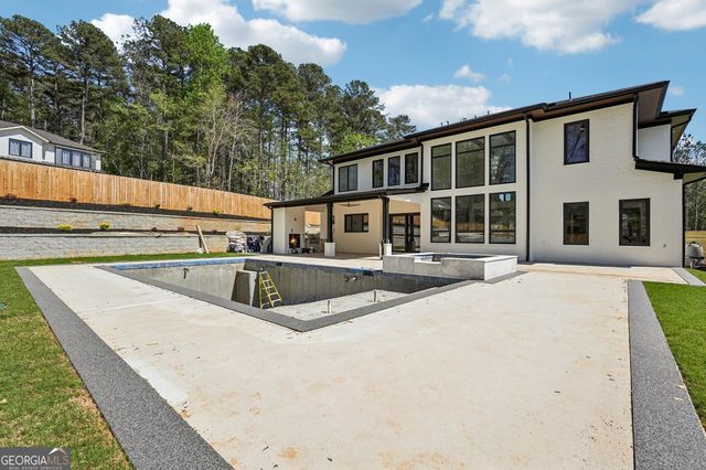 816 Riverside Road, Sugar Hill, GA 30518