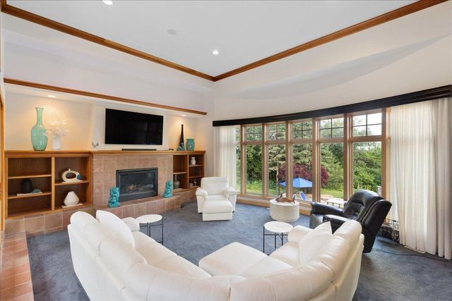 15270 Painters Lane Circle N, Stillwater, MN 55082