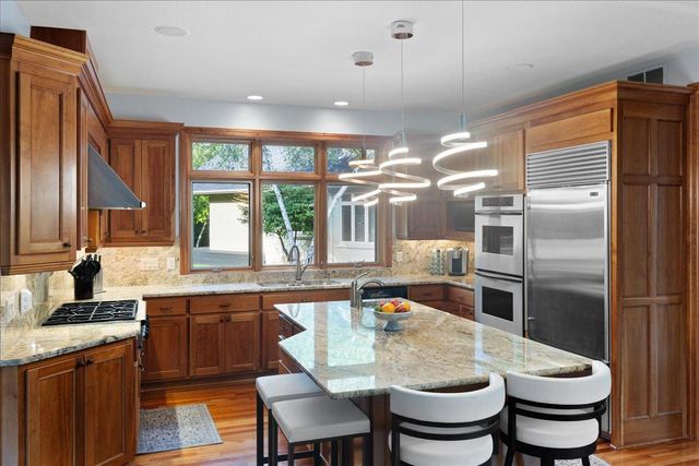 15270 Painters Lane Circle N, Stillwater, MN 55082