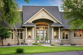 15270 Painters Lane Circle N, Stillwater, MN 55082