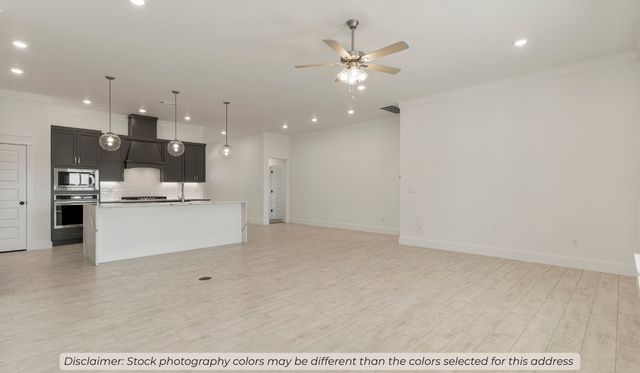 4420 W Cactus Place, Fayetteville, AR 72704