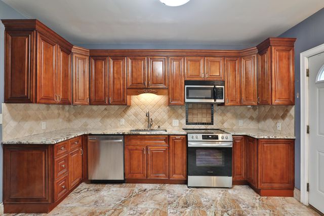 2449 Dale Avenue, Bexley, OH 43209