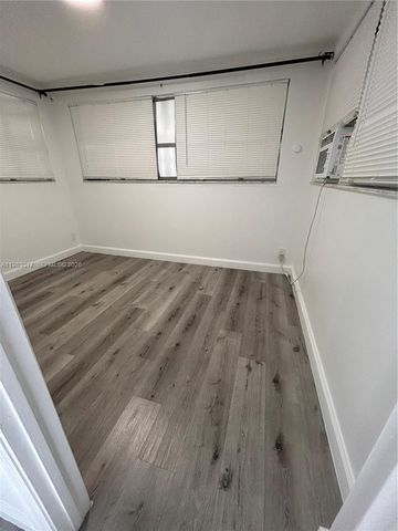 1019 NE 17th Ter 1, Fort Lauderdale, FL 33304