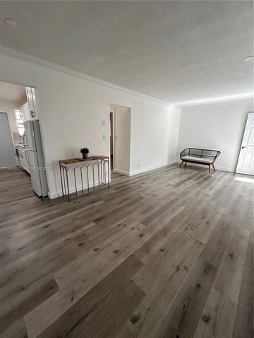 1019 NE 17th Ter 1, Fort Lauderdale, FL 33304