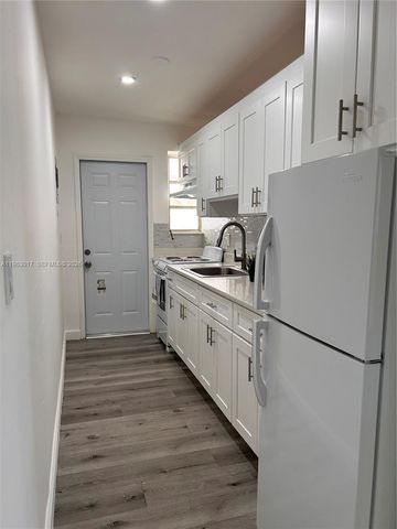 1019 NE 17th Ter 1, Fort Lauderdale, FL 33304