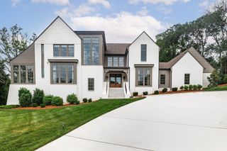 5929 E Ashland Dr, Nashville, TN 37215