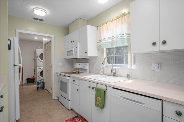 10407 S DREW BRYANT CIRCLE, Floral City, FL 34436
