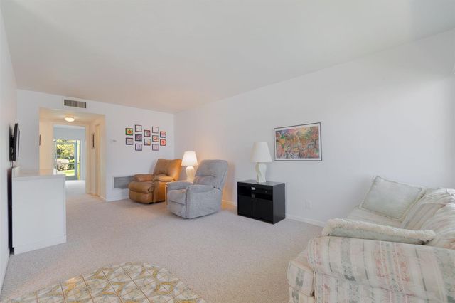 2840 Cynthia Lane 101, Lake Worth Beach, FL 33461