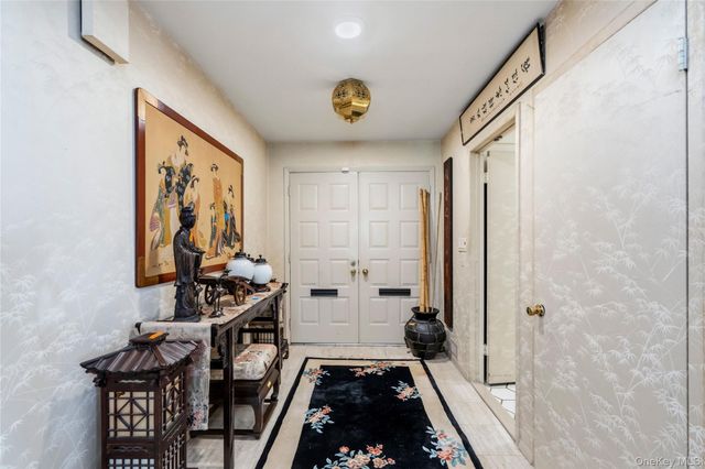244 Estates Terrace S, Manhasset, NY 11030