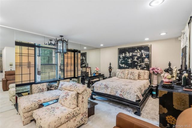 244 Estates Terrace S, Manhasset, NY 11030