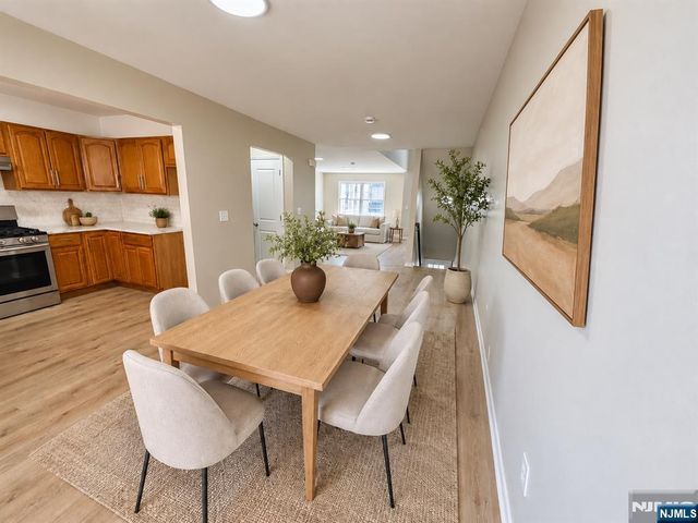 20 Kinney Street, Newark, NJ 07102