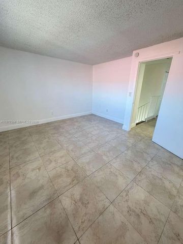 2462 NW 52nd Ave 2462, Lauderhill, FL 33313