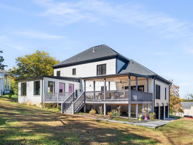 5093 Heathrow Blvd, Brentwood, TN 37027