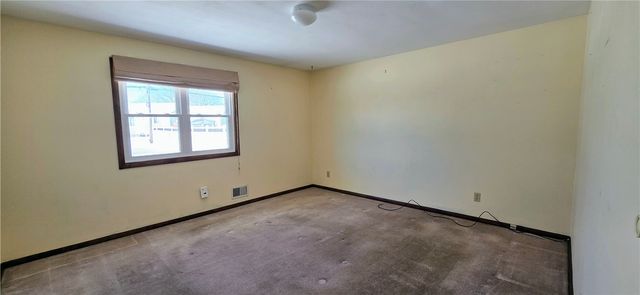 23 Bobbie Drive, Gates, NY 14606