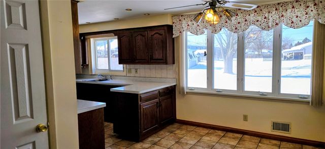 23 Bobbie Drive, Gates, NY 14606