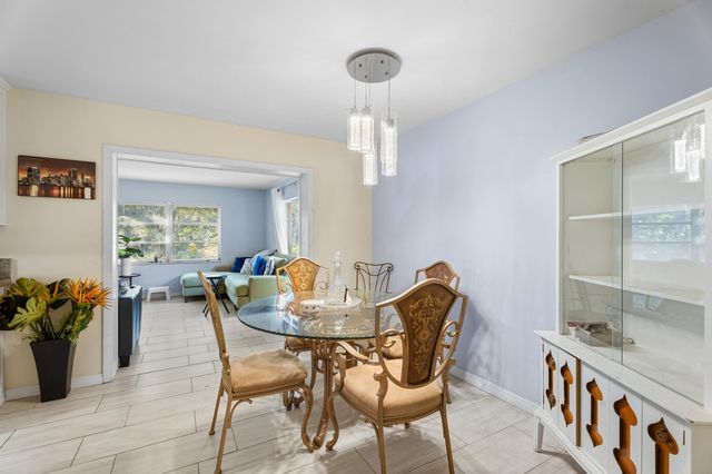 819 Tumblin Kling Road, Fort Pierce, FL 34982