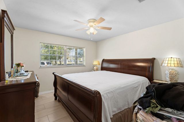 819 Tumblin Kling Road, Fort Pierce, FL 34982