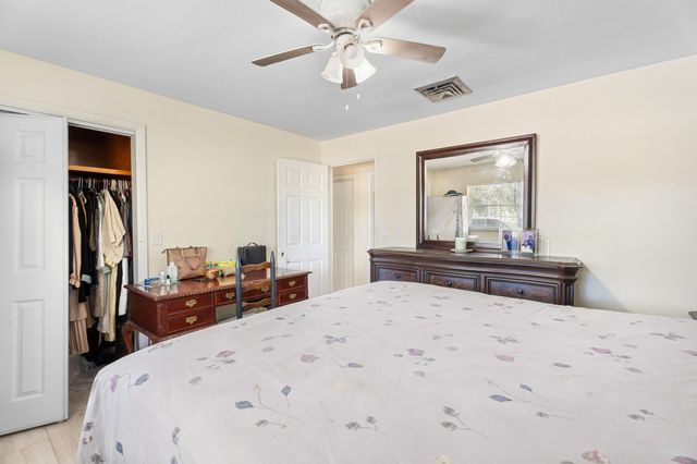 819 Tumblin Kling Road, Fort Pierce, FL 34982