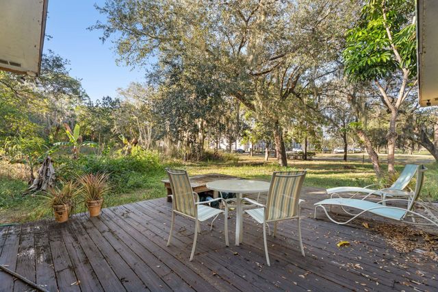 819 Tumblin Kling Road, Fort Pierce, FL 34982