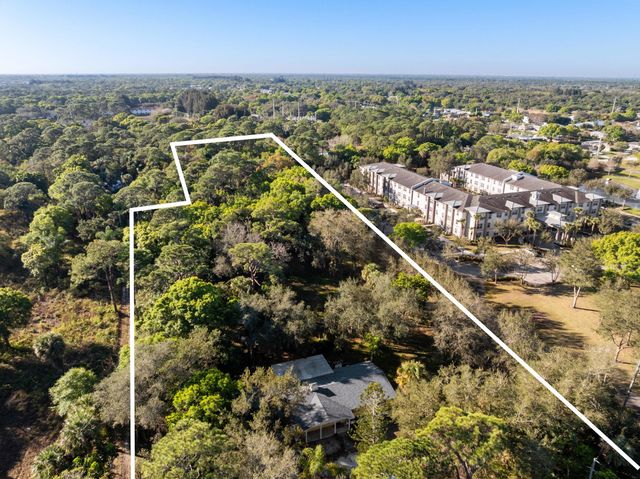 819 Tumblin Kling Road, Fort Pierce, FL 34982