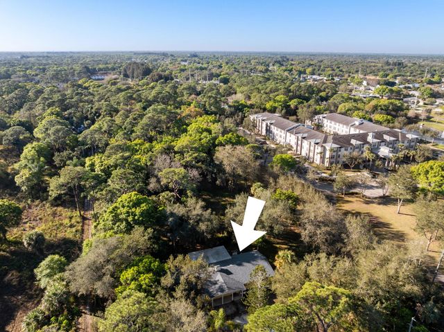 819 Tumblin Kling Road, Fort Pierce, FL 34982