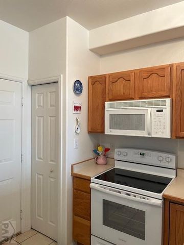 4141 Outlook Blvd Unit E, Pueblo, CO 81008