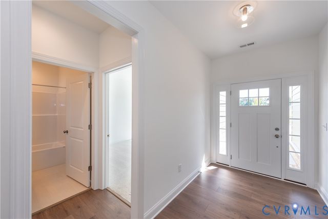 8656 Hope Farm Ln, Mechanicsville, VA 23111