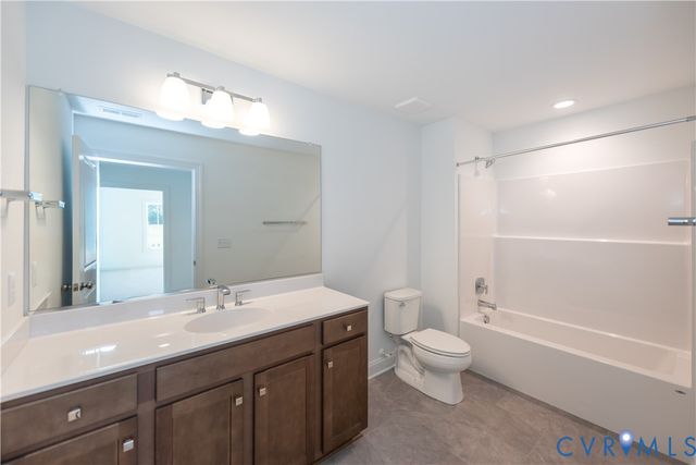 8656 Hope Farm Ln, Mechanicsville, VA 23111