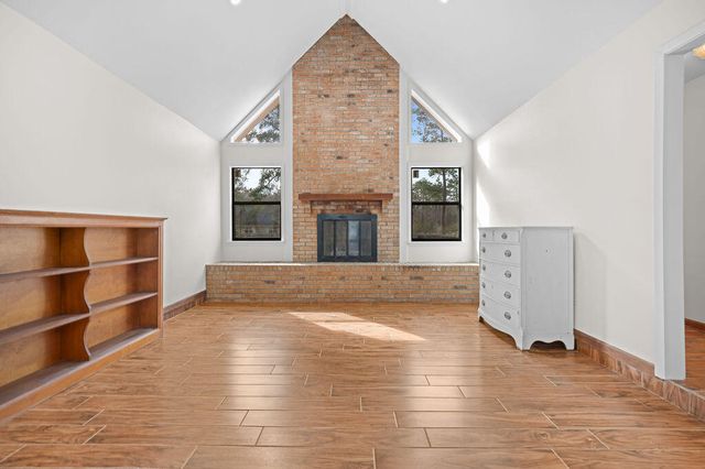 136 Thomas, Leesville, LA 71446