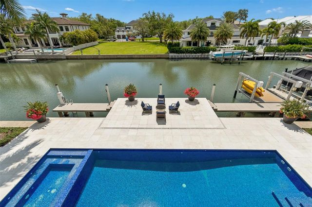 4808 CULBREATH ISLES ROAD, Tampa, FL 33629
