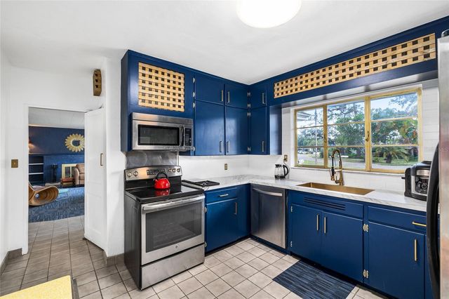 2027 PINECREST WAY, Clearwater, FL 33755