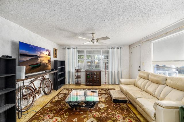 2027 PINECREST WAY, Clearwater, FL 33755